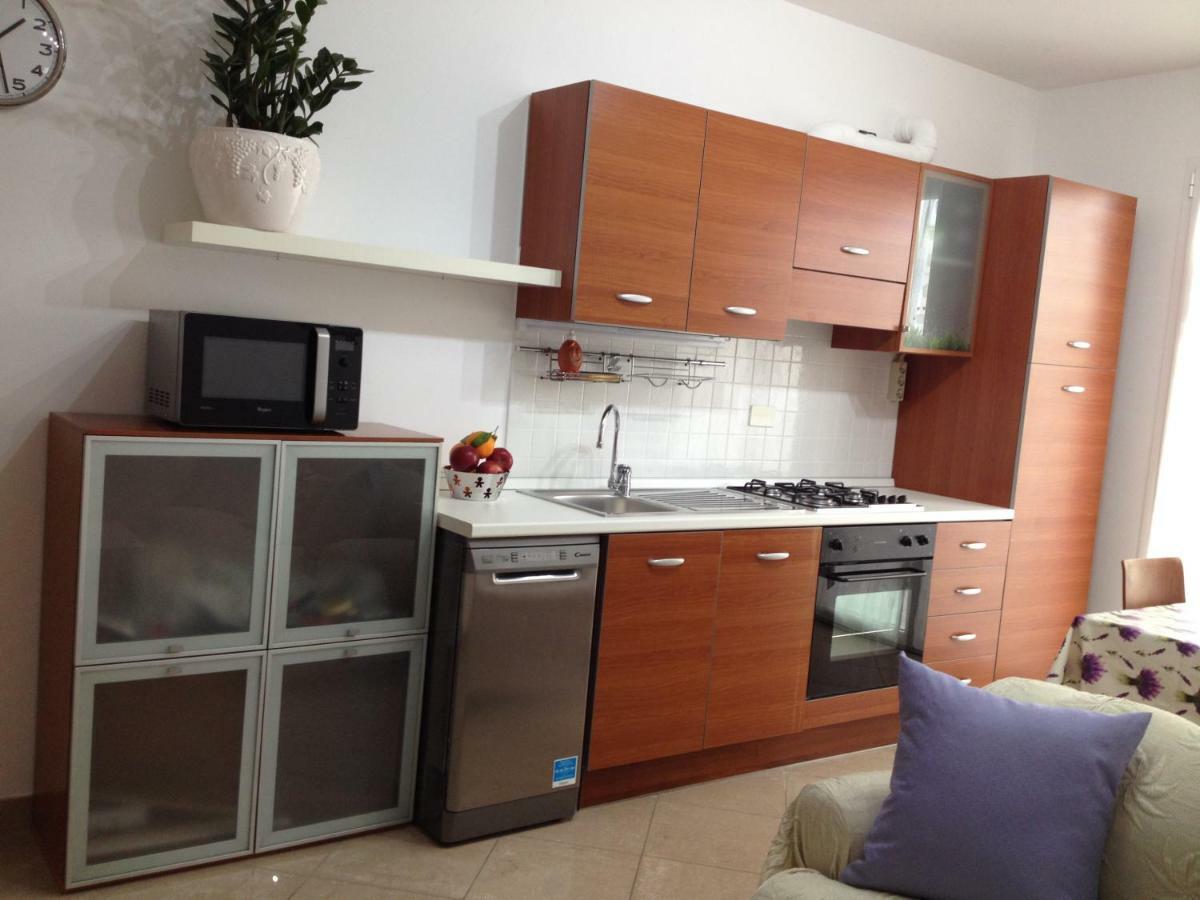 Aloe Beach Apartments, Ombrellone, Parcheggio E Uso Di Biciclette Gratis ريميني المظهر الخارجي الصورة