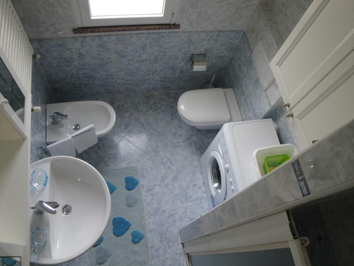 Aloe Beach Apartments, Ombrellone, Parcheggio E Uso Di Biciclette Gratis ريميني المظهر الخارجي الصورة
