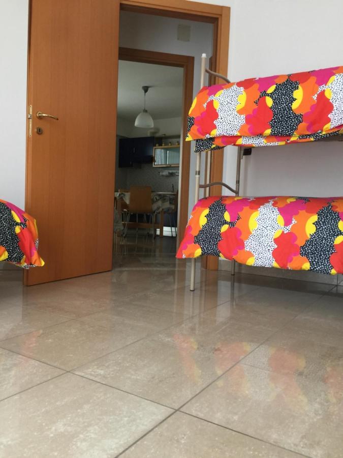 Aloe Beach Apartments, Ombrellone, Parcheggio E Uso Di Biciclette Gratis ريميني المظهر الخارجي الصورة