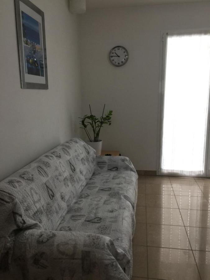 Aloe Beach Apartments, Ombrellone, Parcheggio E Uso Di Biciclette Gratis ريميني المظهر الخارجي الصورة