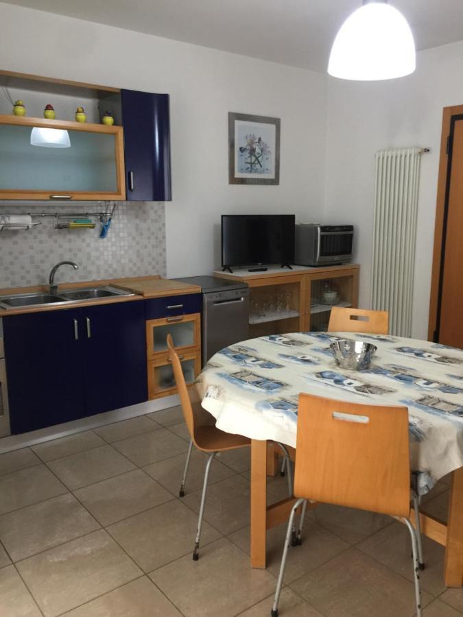 Aloe Beach Apartments, Ombrellone, Parcheggio E Uso Di Biciclette Gratis ريميني المظهر الخارجي الصورة